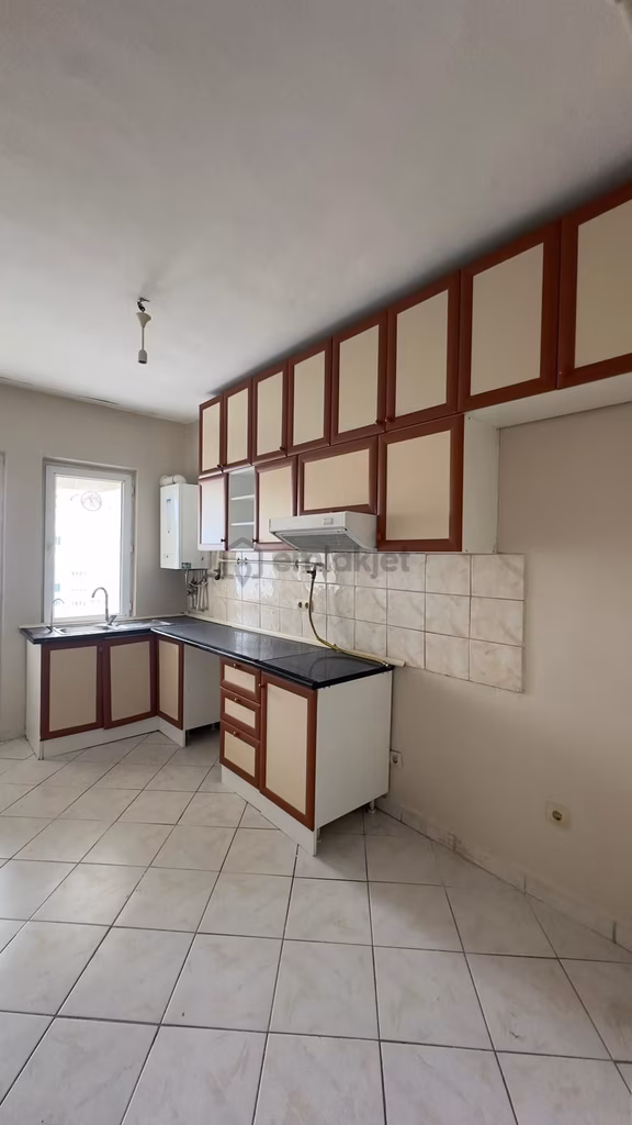 Beylikdüzü Adakent Havuzlu 7/24 Güvenlik Site 3+1 Kiralık Daire 1