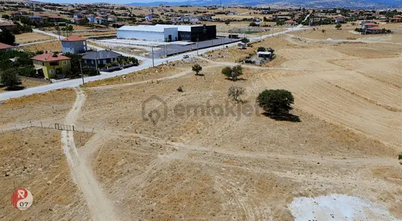 Korkuteli Bozova Mahallesi Ateşintepe'de Satılık 518m2 Köşe Arsa 1