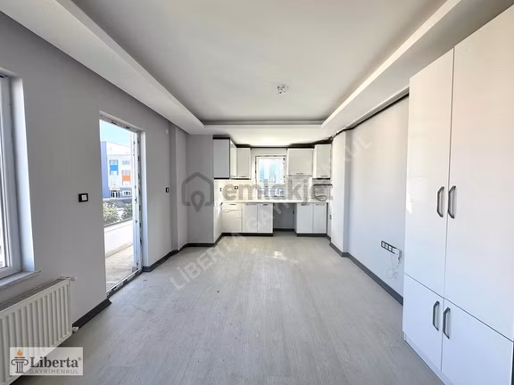 ▇ Körfez'de Tramvaya Yürüme Mesafesinde Kiralık Geniş 2+1 Daire▇ 1