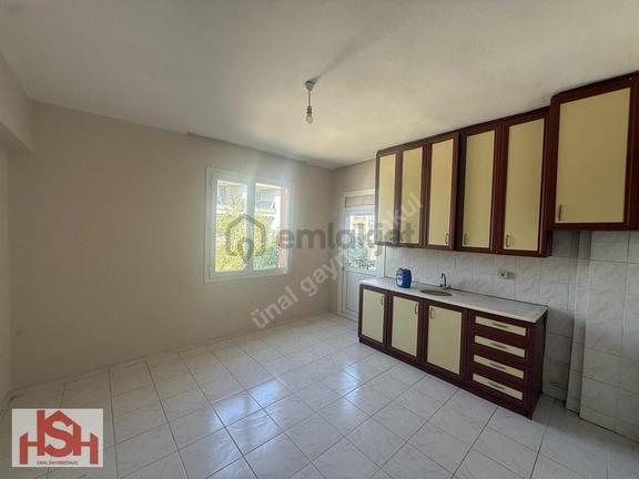 Kuvetli Mah. 150 M2 3+1 Kiralık Ara Kat Tek Daire. 2