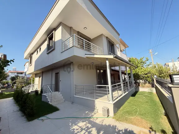Seferihisar Doganbey'de Satılık Sıfır Luks 3+1 Villa Yazlık 1