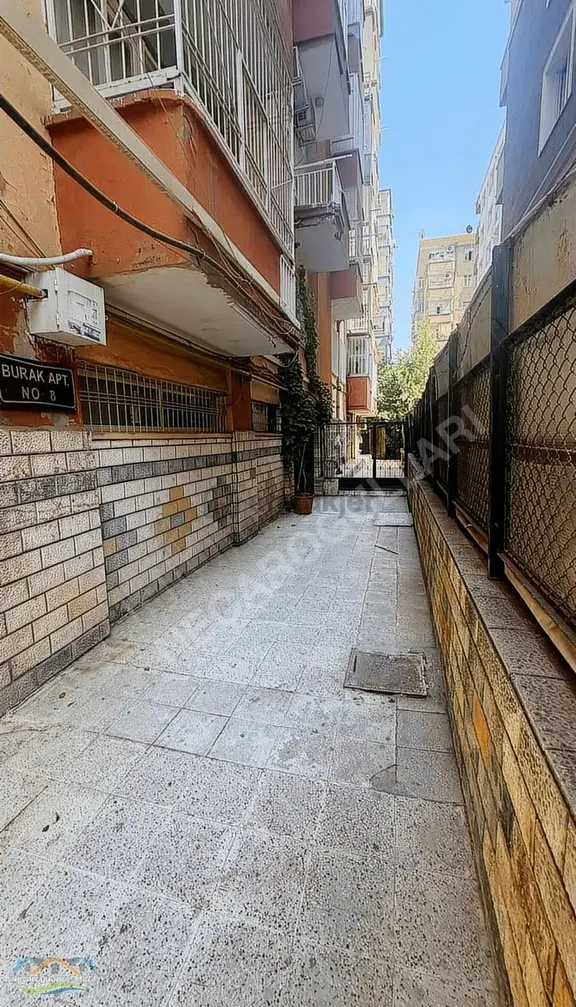 Necaroğullarından Ofis Sanat Sokağında Satılık 3+1 Daire 1