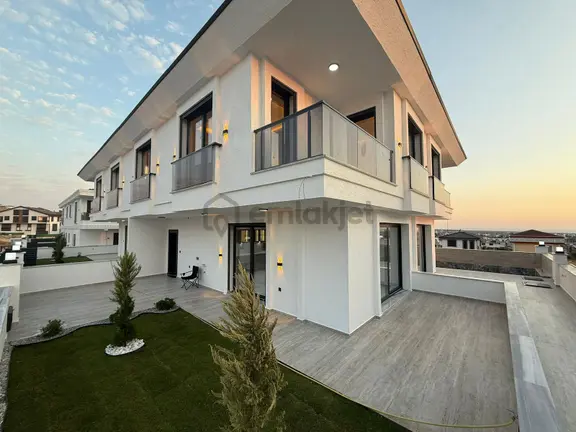 Didim Hisar Mah.satılık 4 Adet Havuzlu Ve Havuzsuz Seçenekler İle Villa 2