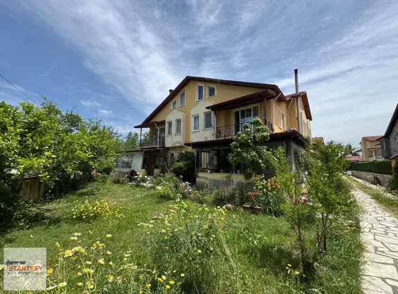 Köyceğiz Merkezde Site İçi Triplex Satılık 5+1 Villa 1