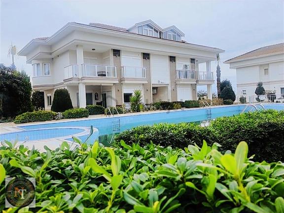 Belek Merkezde Satılık Lüks Daire 1