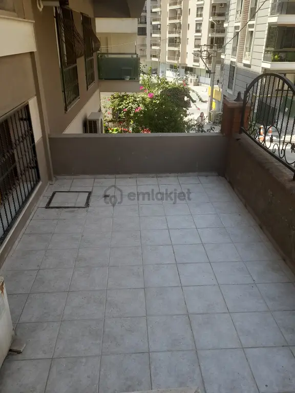 İzmir Zafertepe Mah De 2+1,ful Eşyalı, Klimalı, Lüks Daire 2