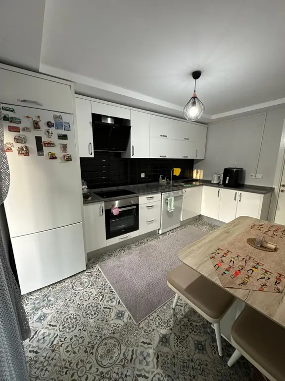 Bal Gayrimenkul-barbarosta Site İçinde Geniş Muhteşem 3+1 Daire 2