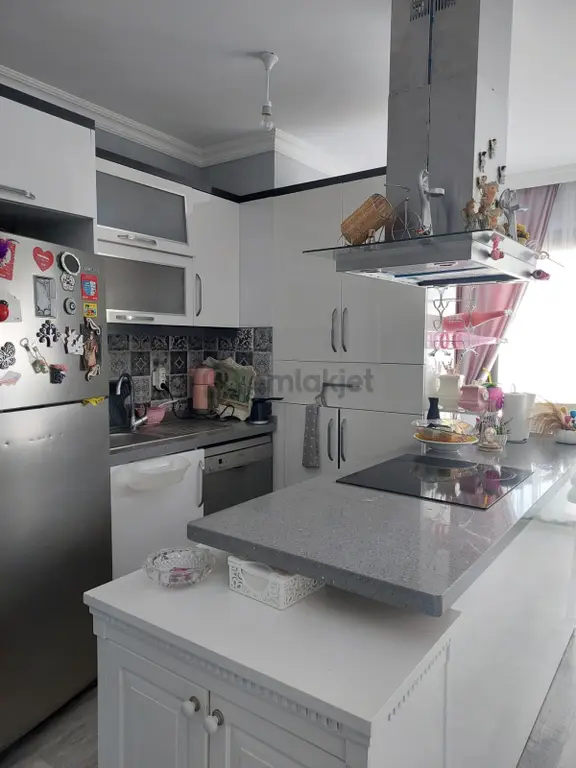 Alaçatı Gayrimenkulden Şifnede Havuzlu Site İçinde Satılık Villa 1