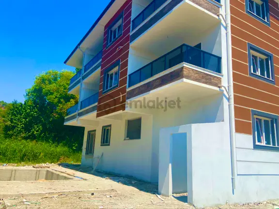 Ortaca Çaylıda Havuzlu 1+1 Yatırımlık Daireler Satılıktır 2