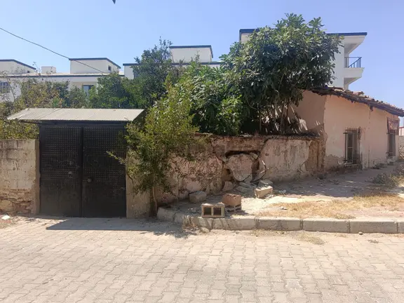 Acarlar Emlaktan Dallıca'da 233 M2 Satılık İmarlı Arsa 2