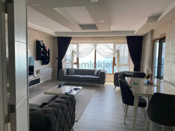 Tirebolu Yeniköy De Deniz Manzaralı Eşyasız Satılık 3+1 Lüx Daire 1