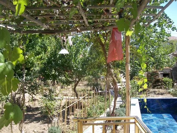 Müstakil Türbe Mah.de Net 698 M² 2
