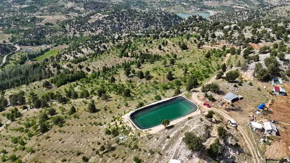Bolkar'dan Arslanköy'de Satılık 120 Dönüm Ceviz Bahçesi 2