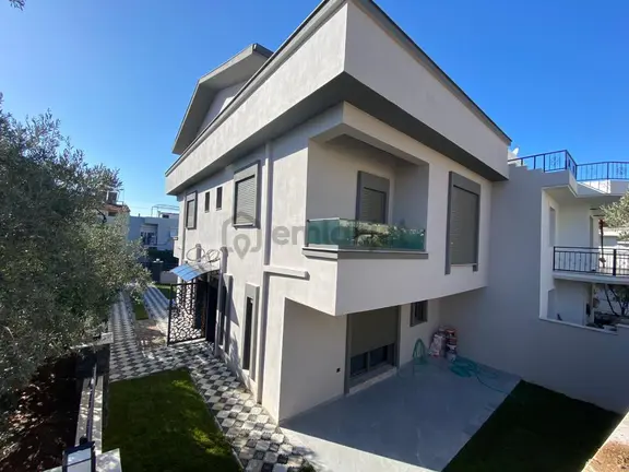 Özdere De Lüks Tasarım Denize Yakın Yazlık 1