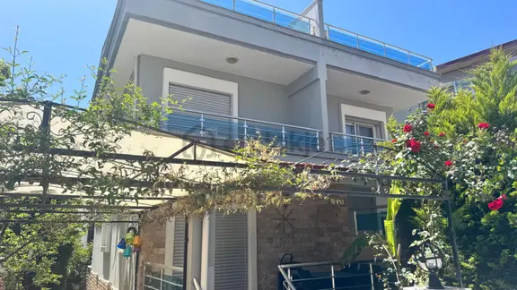 Özdere Deniz Tarafında Kelepir Villa 1