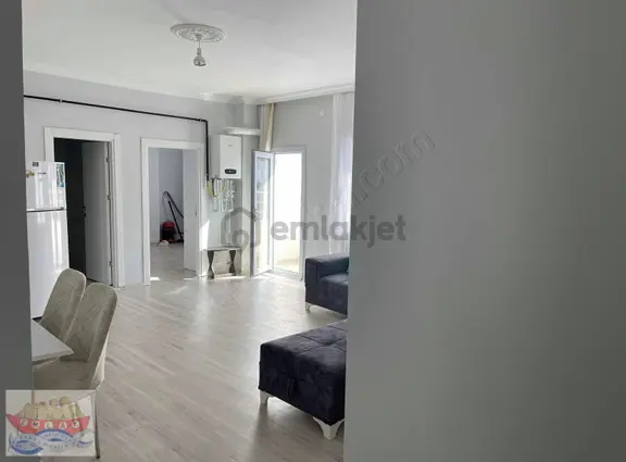 Belediye Garajı Yanı Satılık Eşyalı 1+1 Daire 2