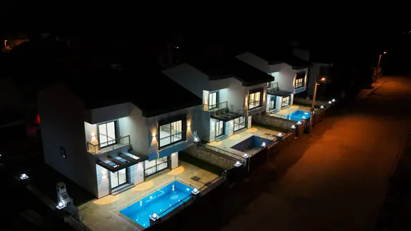 Aydın Didim Altınkum Yeşilkent Yolu 5+1 Satılık Villa 1