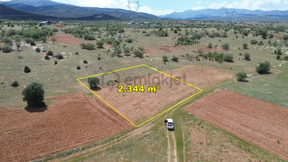 Akören Tülce De 2.344 M2 Müstakil Tapulu Tarla 1
