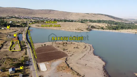Konya / Akören / Kayasu Da Göl Dibinde Harika Konumda 2.386 M² Tarla 2