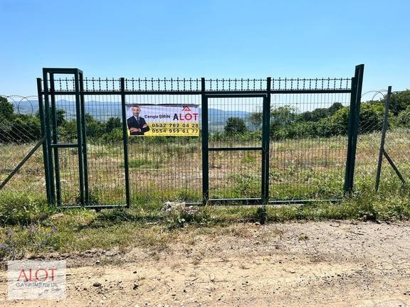 Şile Çelebi De Satılık 5653m2 Tarla 1