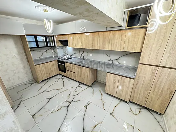 Keçiören Bademlikte Ank Manzaralı 4+2 /2 Mutfak/ Çift Salonlu /dublex Daire 1
