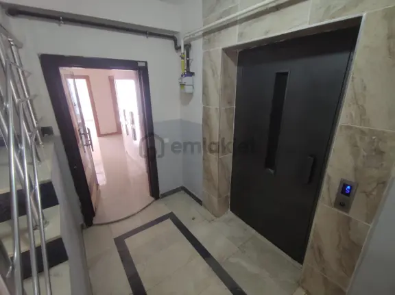 Antalya Kepez Şafakta Kiralık 2+1 Asansörlü Kombili Katta Site İçi Daire No.20517​ 1