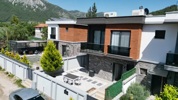 Stop’tan Yeşil Üzümlüde Doğa İle İç İçe 5+1 Lüks Villa 1