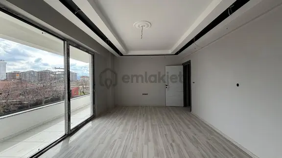 !! Recep Ümit'ten 71 Evler Mahallesinde Abant Caddesi Yakını Asansörlü (sıfır) 2+1 Lüks Daire Ce4!! 1