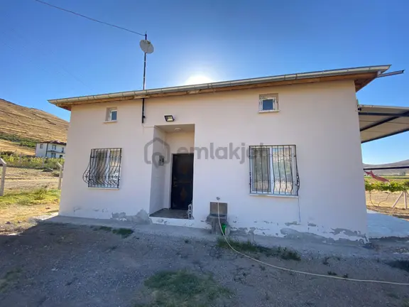 Öz Gaye Emlaktan Develi Tombak Mahallesinde Satılık Bağ Evi 2