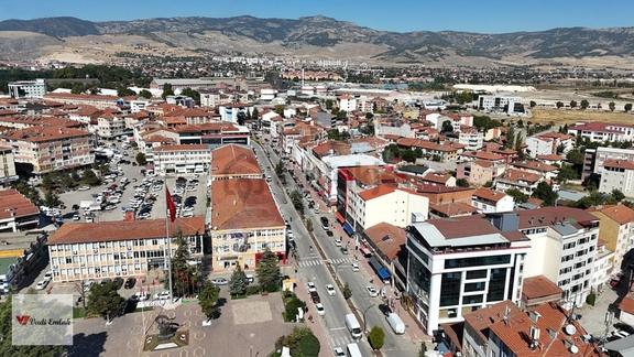 Vadi Emlak'tan Şehrin Merkezinde Ticari İmarlı Satılık Arsa 2
