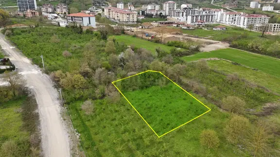 Konuralp'te 4 Kat %35 Konut İmarlı Satılık 1009 M2 Parsel 2