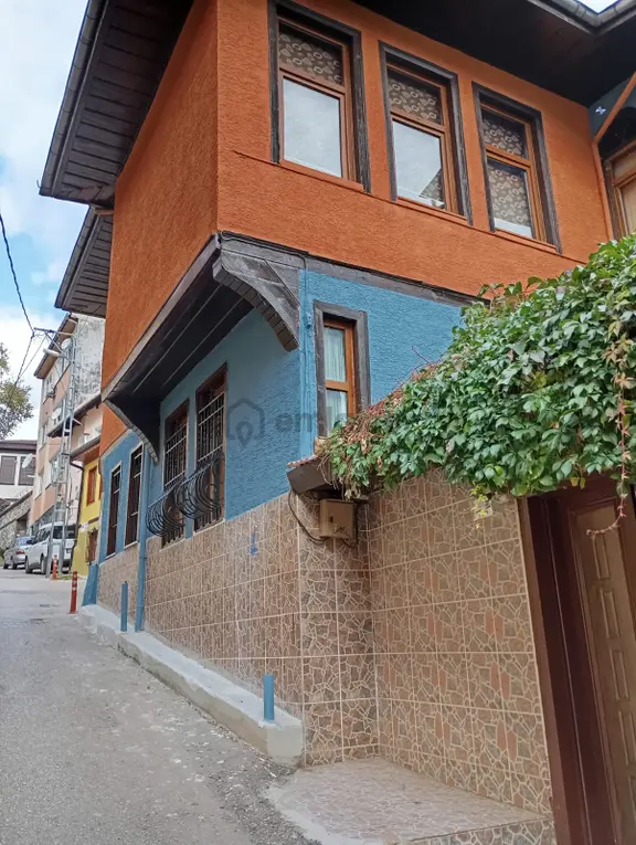Bursa Osmangazi Alipaşa Mah Satılık Köşk İçinde Arsa 673m2 2