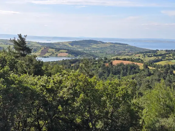 Çanakkale Lapseki Taştepe'de 16.381 M Kare Arsa Boğaz Ve Göl Manzaralı 1