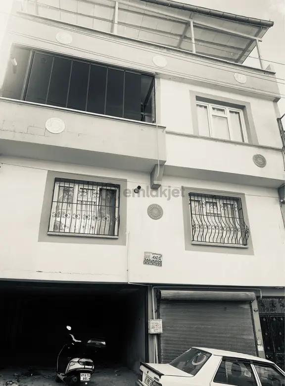 Güneş De 150m 3 Kat Ve 2 Adet Garaj. 3+1 Doğalgazlı, Yalıtımlı 1