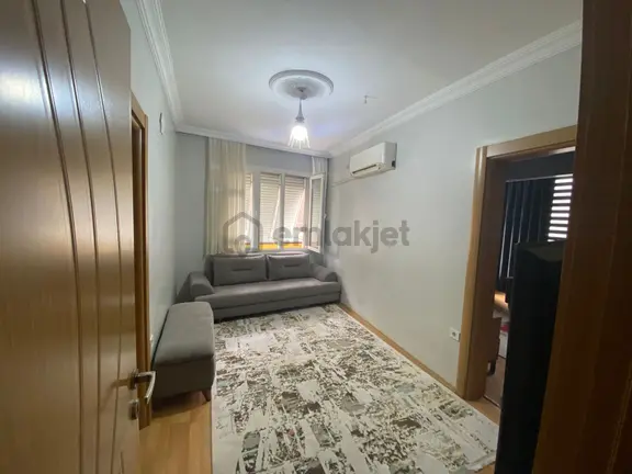 Acill Konak 26 Ağustos Mah.de Levent Meydan Yakını 2+1 70m2 Ayrı Mutfak Arakat Bakımlı Satılık Daire 1
