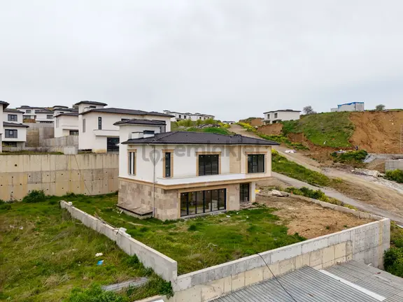 Balıkesir Karesi Naipli'de Satılık 4+1 252 M² Köşe Villa 1
