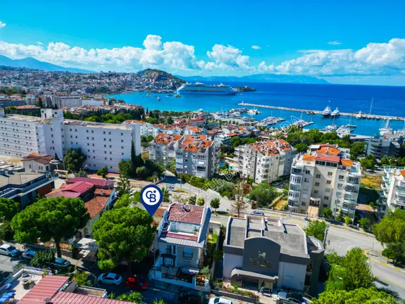 Kuşadası Marina Mevkide Kurumsal Kullanıma Uygun Kiralık Villa 1