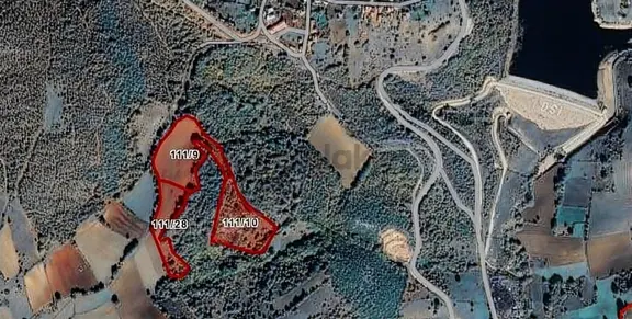 Susurluk'ta Asmalıderede 3 Parsel Toplam 32.999m2 Tarla 1