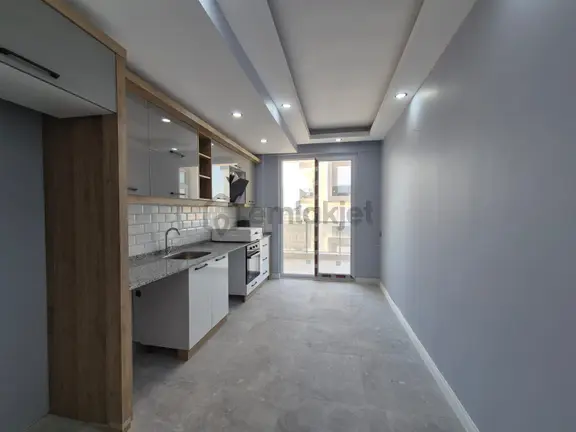 Göçerler'de Şehir Hastanesi 2 Km Havuzlu Ebeveyn Banyo Site İçi 2+1 Daire 2
