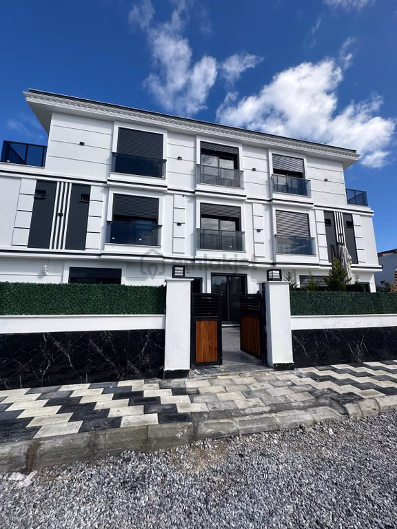 Didim Çamlık Mah. Denize Yürüme Mesafesinde 4+1 Villa 1