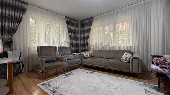 !! Recep Ümit Emlak'tan Emek Mahallesinde Ziya Gökalp Bulvarına Yakın Lokasyonda 3+1 Ters Dublex Fç5 2