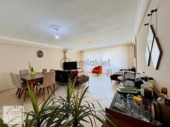 Marmaris Merkez'de Sahile Yakın Ara Kat 3+1 Düz Daire 1
