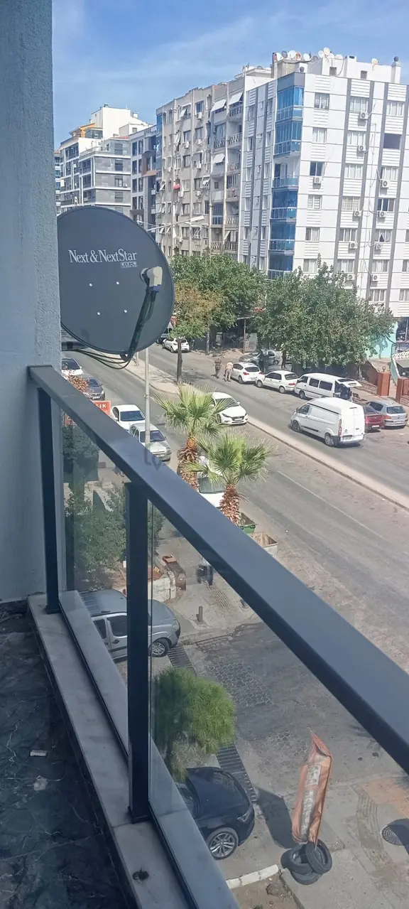 Eşrefpaşa Cadde Üstü Satılık Daire 1