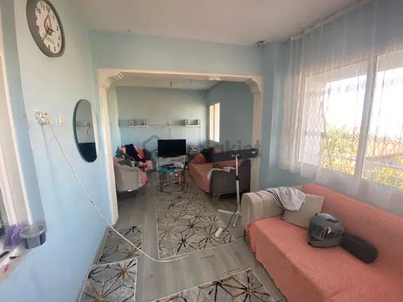 Acill Konak Ferahlı Mah.de 160m2 Arsa İçerisinde 3 Adet Ev'li Komple Satılık Müstakil Bina 2