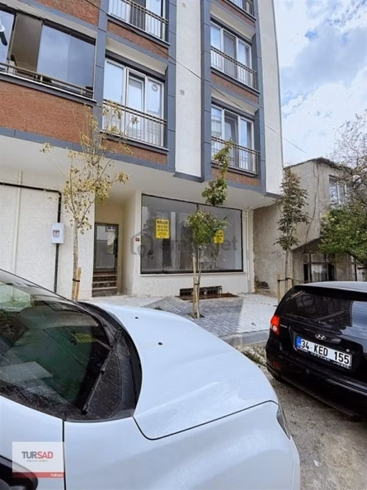 Harracı Mahallesinde Fırsat Düz Ayak Deposu Olan Dükkan 1