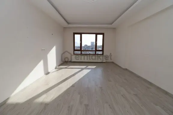 Akif'ten Elvankent Atakent'te Cadde Üzeri Manzaralı Trene Yakın 3+1 Satılık Daire 2