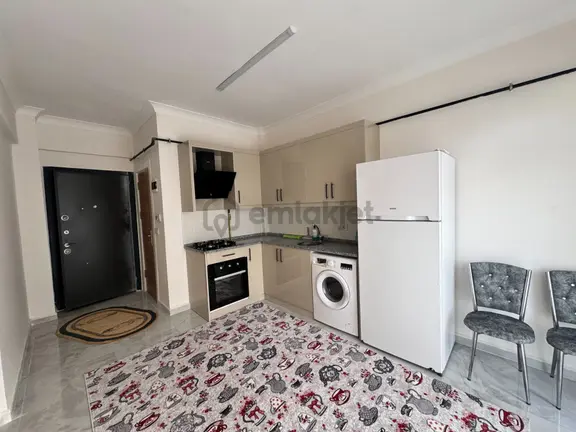 Babil Emlaktan Satılık Cadde Üzeri 1+1 Eşyalı Arakat Stüdyo Daire 2
