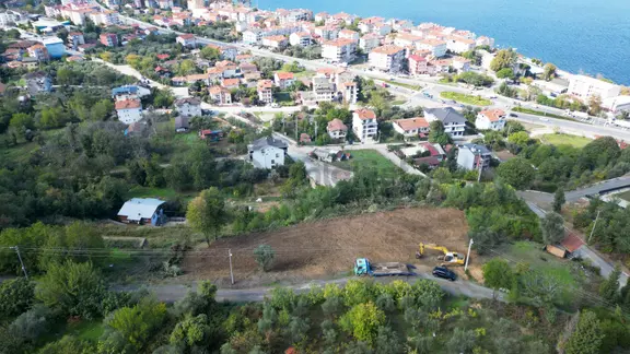 Uzmanlar'dan Gölcük A.ulaşlı %25 Konut İmarlı Satılık Parsel 1