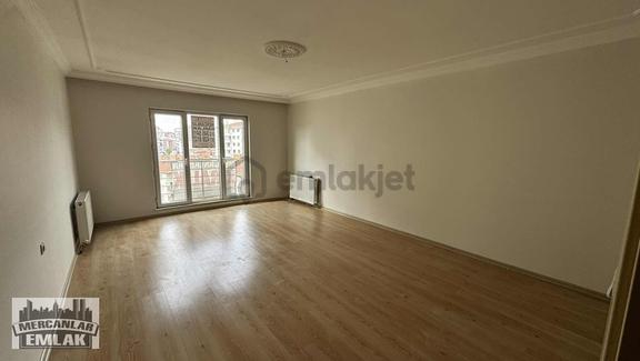 Mercanlardan Yeşilevler'de 3+1 Kiralık Daire 2