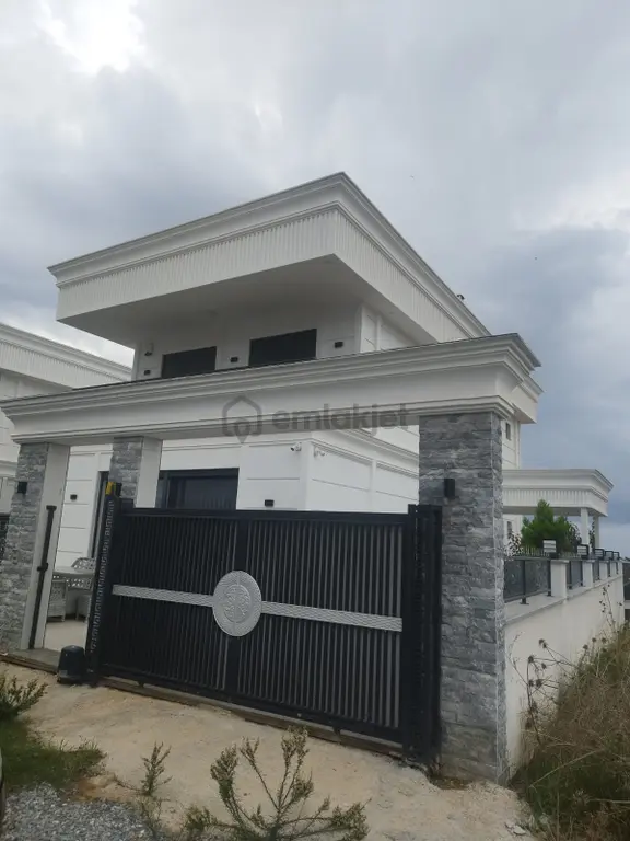 Didimde Eşyalı Sahunalı Ve Hamamlı Ultra Lüks Villa 2